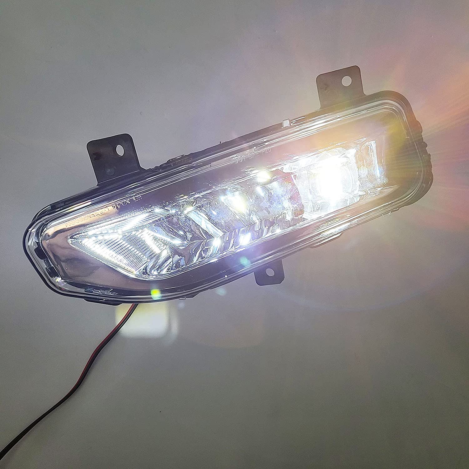 Clear Lens LED Fog Lights Kit For 2020-2021 Nissan Versa 4 Door Sedan with Wires Switch Relay 6000K White OEM#261558995A, 261508995A/NI2592139, NI2593139