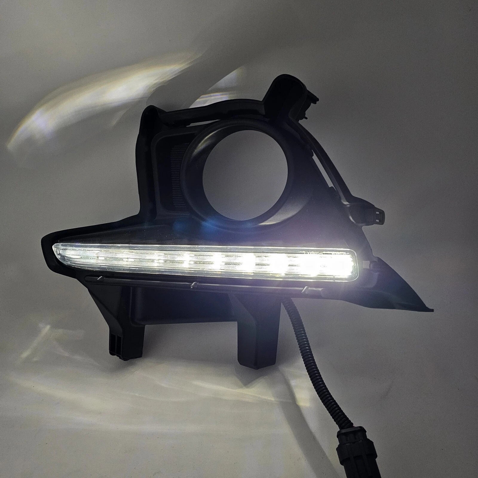 For 2014-2016 Toyota Highlander LED Fog Lights Kit w/Dual Color DRL Bezel Switch