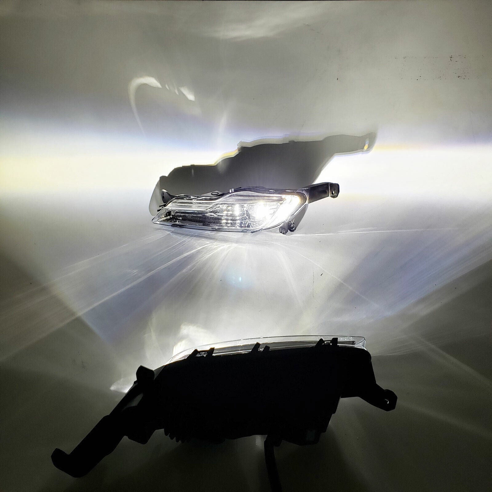 Built-in LED Fog Lights  for 2017-2018 Ford Fusion (OE Style Clear Lens with Switch, Bezels, Wires) OE#F1EZ15266D / F1EZ15266G, HS7Z15200F / HS7Z15201F