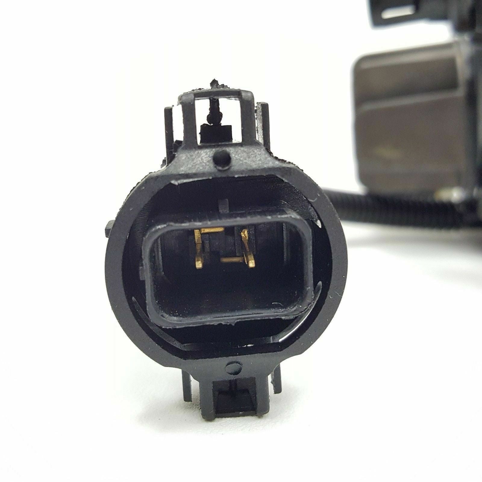 Built-in LED For 2007-2015 Chevrolet Silverado 1500  Front Bumper Clear Fog Driving Lights Set OEM# 22872763 / 22872762 /GM2593160 / GM2592160