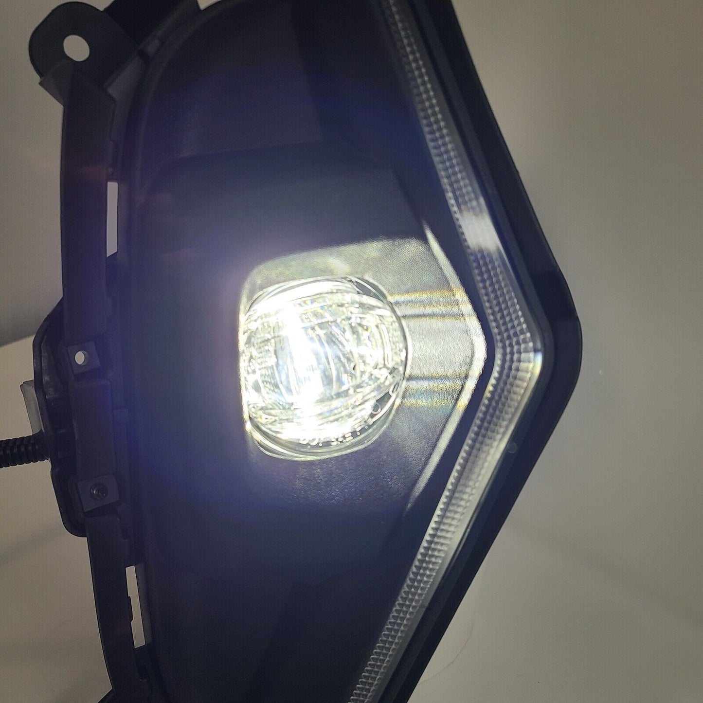Dual Color LED Fog Driving Lights Kit Wire Switch Bezel For 2019 2020 2021 2022 2023 2024 Toyota Rav4 Rav 4 White DRL Amber Signal Sequential Accessories Lamps