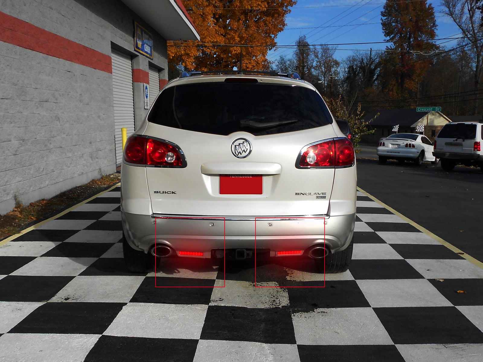 2x Red Lens LED Bumper Reflector Tail Brake Light For Pontiac Torrent Saturn VUE OEM#25805313, 16517435,GM2830101, 25805313