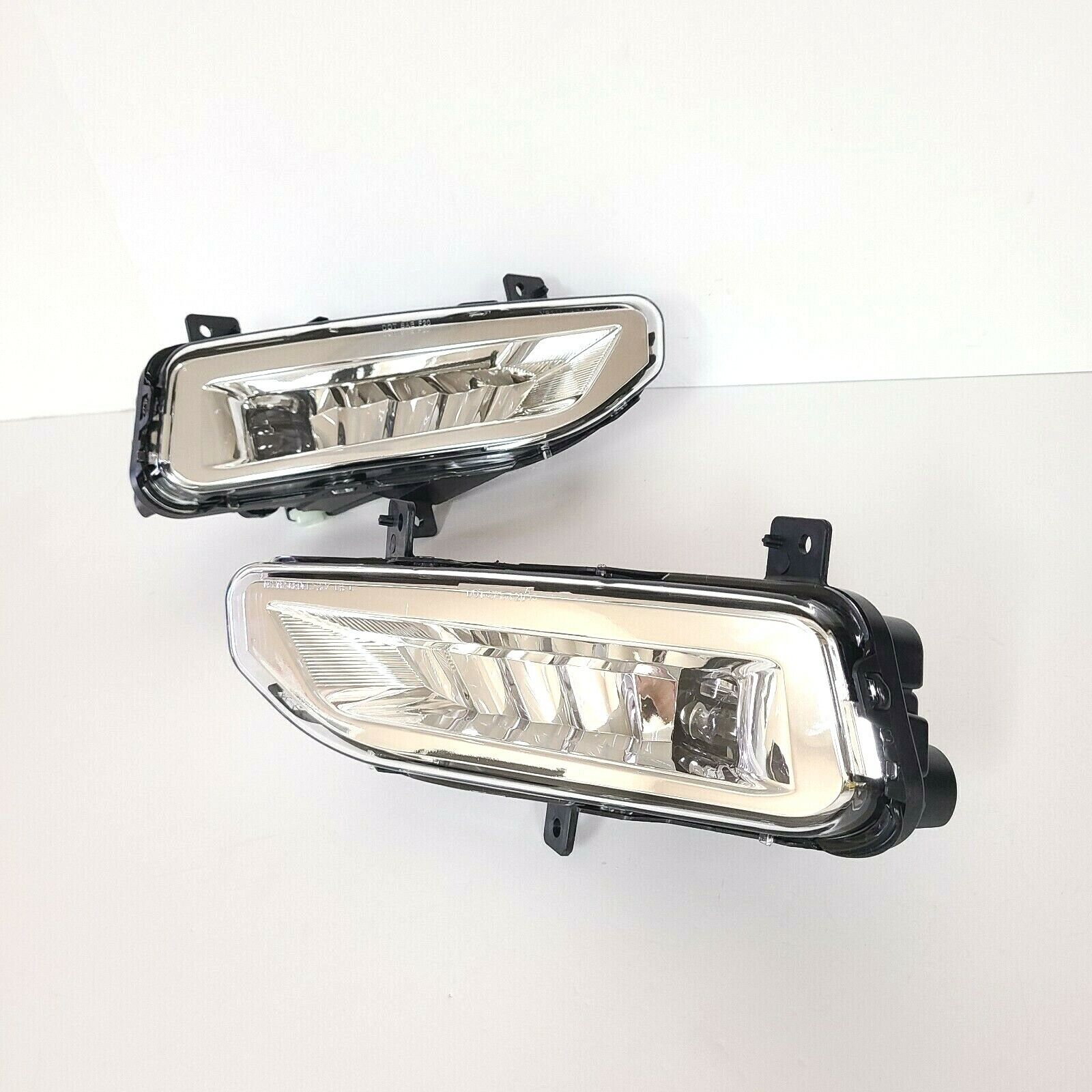 Clear Lens LED Fog Lights Kit For 2017-2020 Nissan Rogue  with Wires Switch Relay 6000K White OEM#261558995A, 261508995A,NI2592139, NI2593139 ﻿