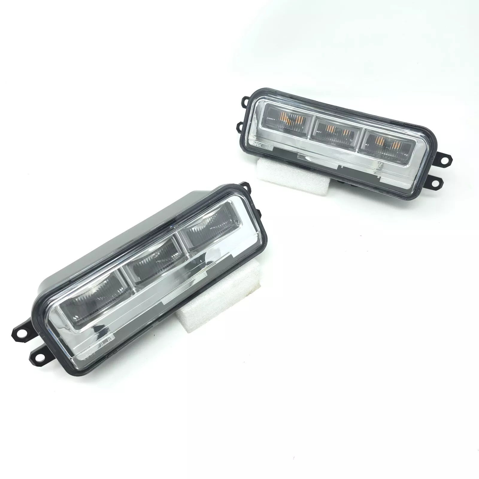 Clear Lens LED Fog Light Kit For 2023-2025 Toyota Sequoia with Wires Switch Relay Dual-Colors With Additional Signal Light Function