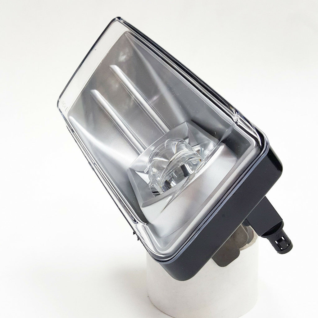 Built-in LED For 07-13 Chevrolet Avalanche Front Bumper Clear Fog Driving Lights Set with Off Road Package Model Only OEM#GM2593160 / GM2592160, 22872763 / 22872762