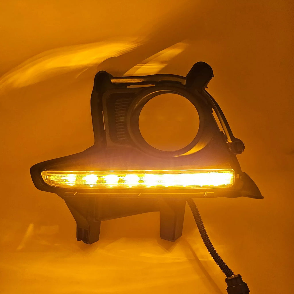 Clear Lens LED Fog Light Assembly With White Color LED DRL / Amber LED Signal Kit For 2014-2016 Highlander Switch Bezel Wire Kit Upgrade