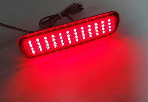 2x Red Bumper Reflector LED Tail Brake Stop Lights For 1998-2007 Toyota Land Cruiser / Land Cruiser Amazon / Land Cruiser Cygnus / 100-Series Cruisers