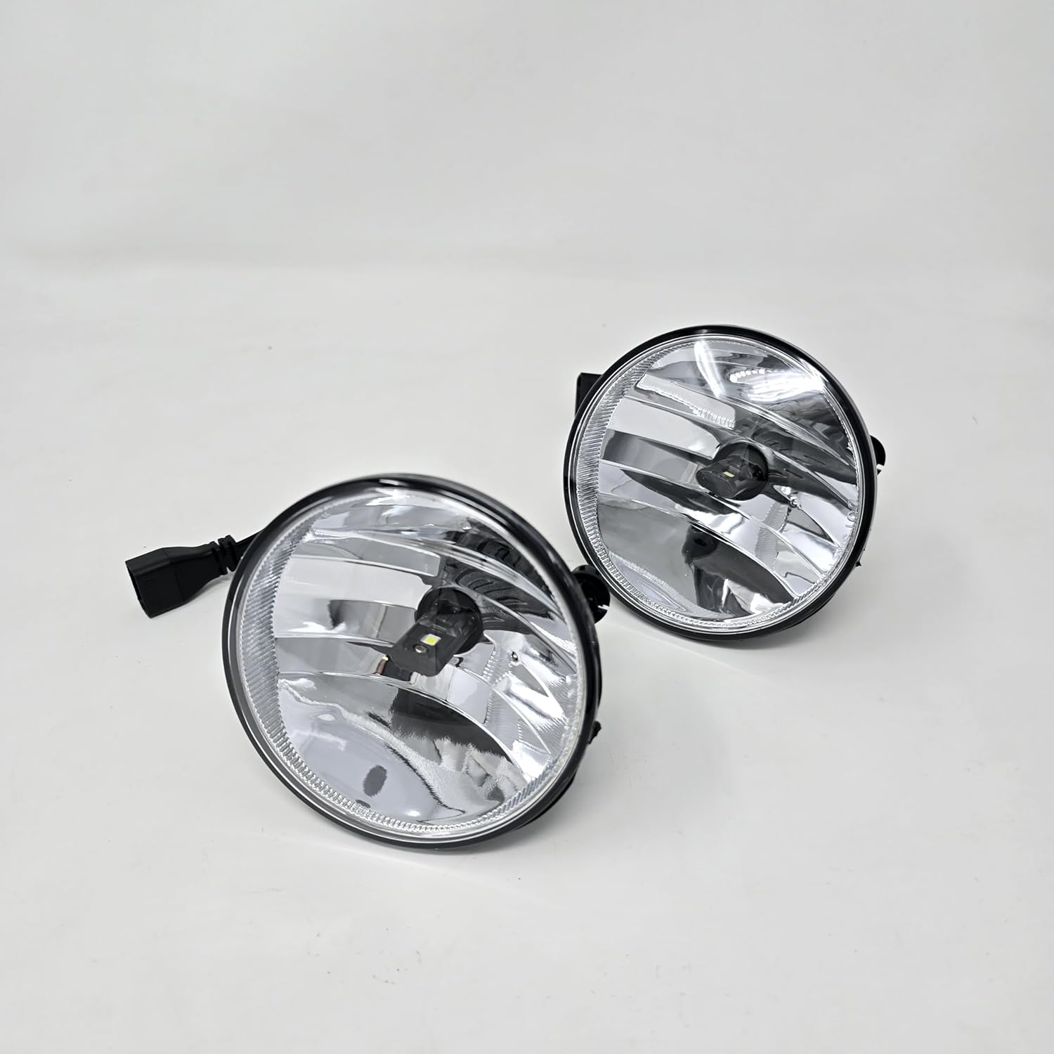 Clear Lens LED Fog Lights Kit For 2021-2022 Chevrolet Chevy Colorado with Wires Switch Chrome Bezel 5202 Bulbs Relay OEM# 15839896, GM2590104,84750570 / 84750569,GM1039271 GM1038271