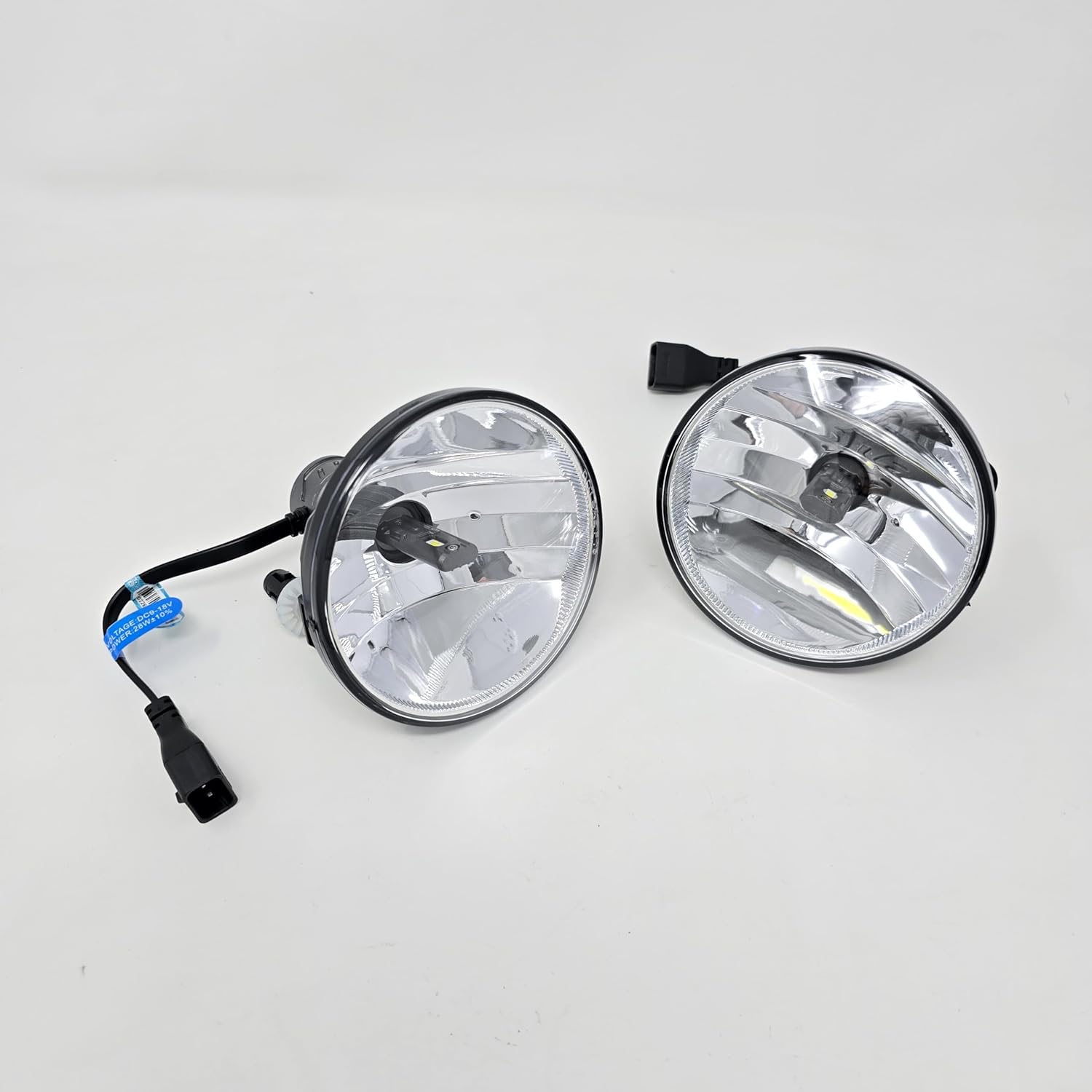Clear Lens LED Fog Lights Kit For 2021-2022 Chevrolet Chevy Colorado with Wires Switch Chrome Bezel 5202 Bulbs Relay OEM# 15839896, GM2590104,84750570 / 84750569,GM1039271 GM1038271
