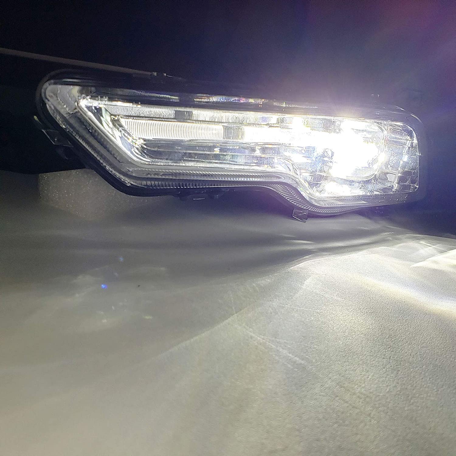 Built-in LED Fog Lights Kit for 2018 2019 Ford Explorer (OE Style Clear Lens with Switch, Relay, Bezels, Wires) OE# HS7Z15200F / HS7Z15201F, FO1039181 / FO103818