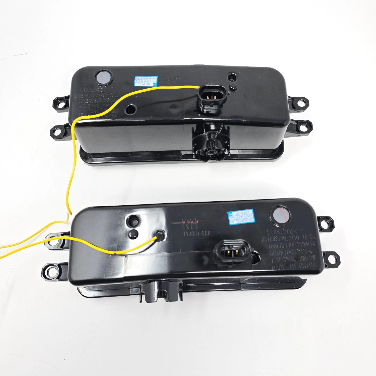 Clear Lens LED Fog Light Kit For 2024-2025 Toyota Tacoma with Wires Switch Relay Dual-Colors With Additional Signal Light Function