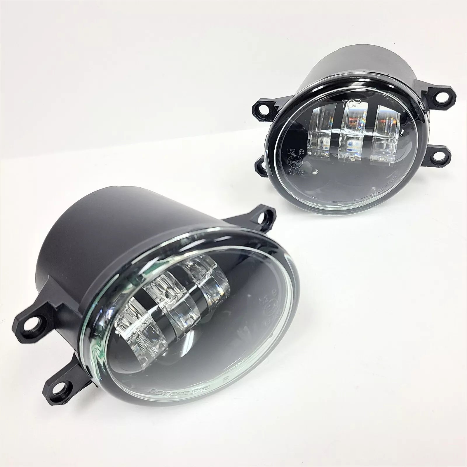 Clear Lens LED Fog Light Assembly With White Color LED DRL / Amber LED Signal Kit For 2014-2016 Highlander Switch Bezel Wire Kit Upgrade