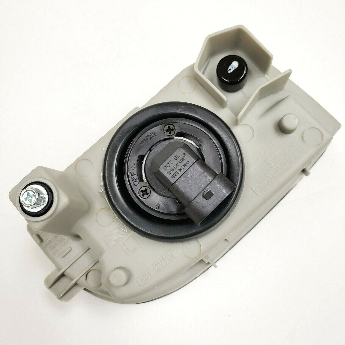 Fog Lights  For 1998-2007 Toyota Land Cruiser (OE Style Clear Lens with Adapter Plugs, Bulb) OE#TO2592101 / TO2593101, 81220-60042 / 81210-60122