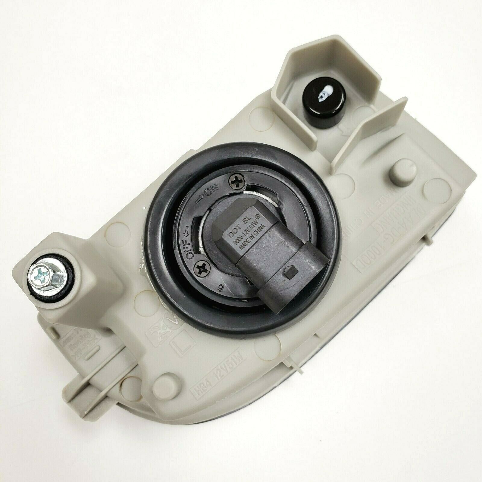 Fog Lights  For 1998-2007 Toyota Land Cruiser (OE Style Clear Lens with Adapter Plugs, Bulb) OE#TO2592101 / TO2593101, 81220-60042 / 81210-60122