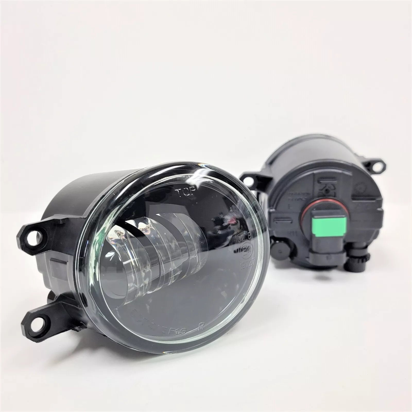 Clear Lens LED Fog Light Assembly With White Color LED DRL / Amber LED Signal Kit For 2014-2016 Highlander Switch Bezel Wire Kit Upgrade