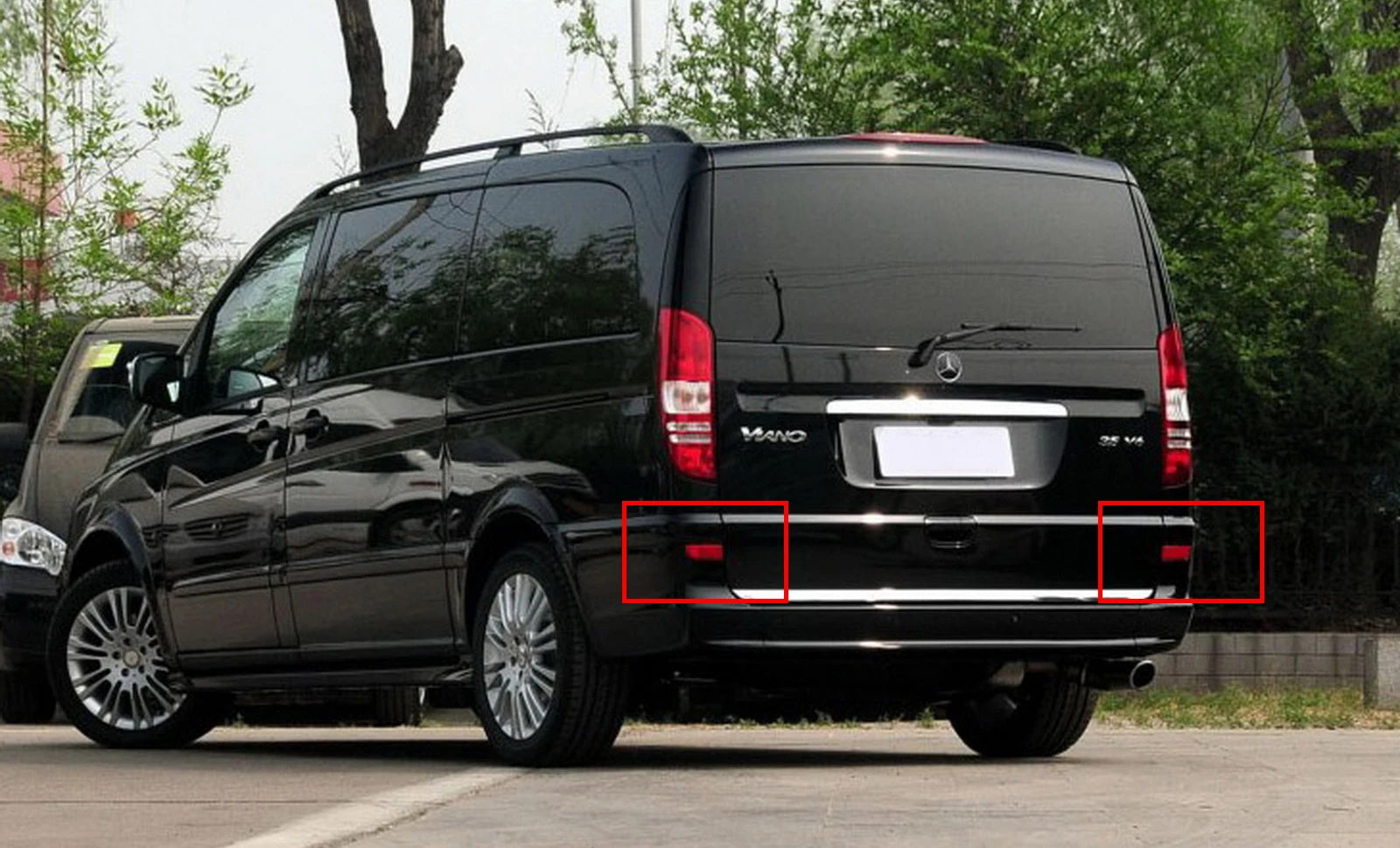 Red Lens LED Rear Bumper Reflector Brake Lights For 03-14 Mercedes-Benz Viano OEM#A6398260040, A6398260140, A6398260440, A6398260540