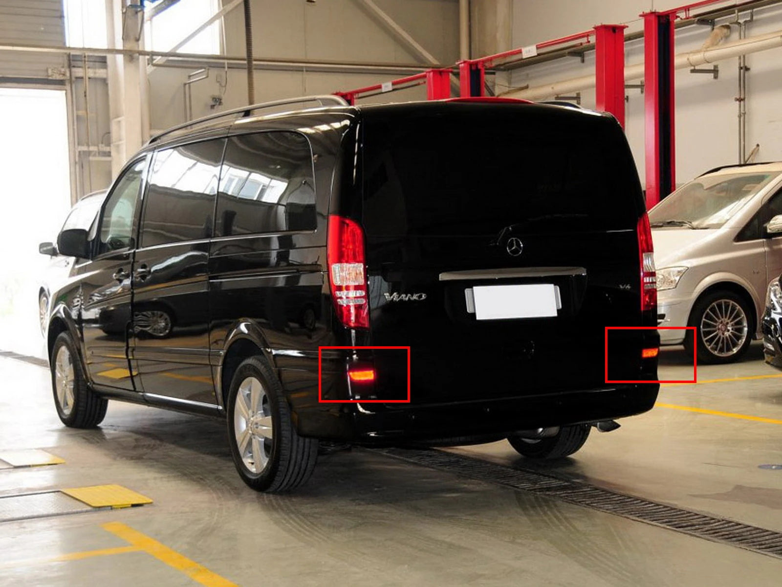 For Mercedes-Benz Viano/Vito W639 Smoke LED Rear Bumper Reflector Brake Lights OEM#A6398260040 A6398260140  A6398260440, A6398260540