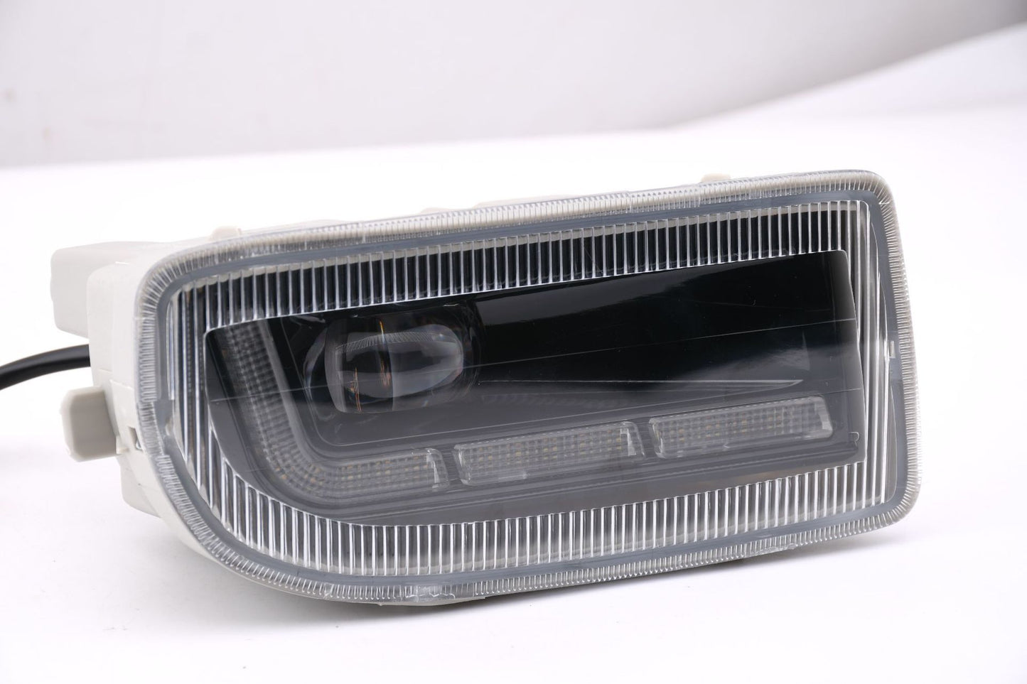 Dual Color LED Fog Signal DRL Light Kit for1998-2007 Toyota Land Cruiser as Functions White DRL Light,Amber Signal Lights OEM# TO2592101 / TO2593101